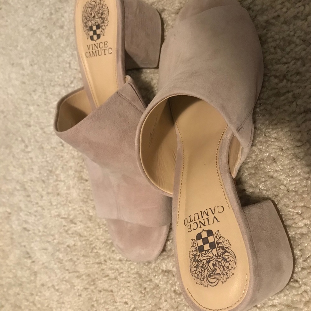 brand new vince camuto chunky open toe heel